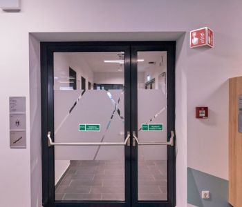 Bosch Campus, Budapest – Coolfire Thermo74 EI60 Verglaste Brandschutztür