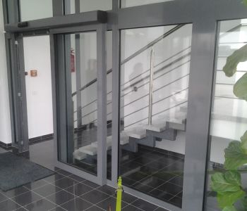 Torokszentmiklos CLAAS Coolfire-Thermo 74 Firepoof automatische Glastür