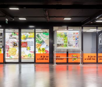 Budapest - LIDL - Coolfire-Thermo 74 Automatik Schiebetür