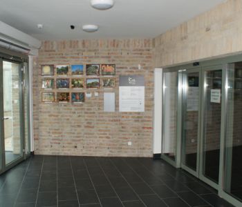 MTA, Ungarische Akademie der Wissenschaften in Vácrátót Coolfire-Thermo 74 Feuerfeste Glastür und Fassade
